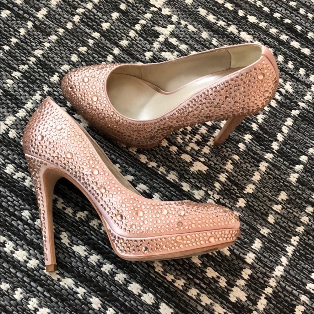Moving out sale